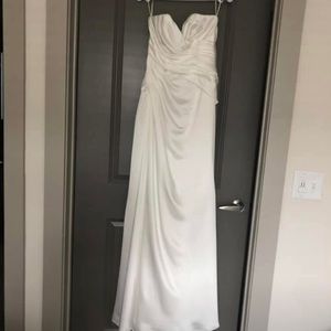 | Wedding Dress-Never Worn Size 6 |